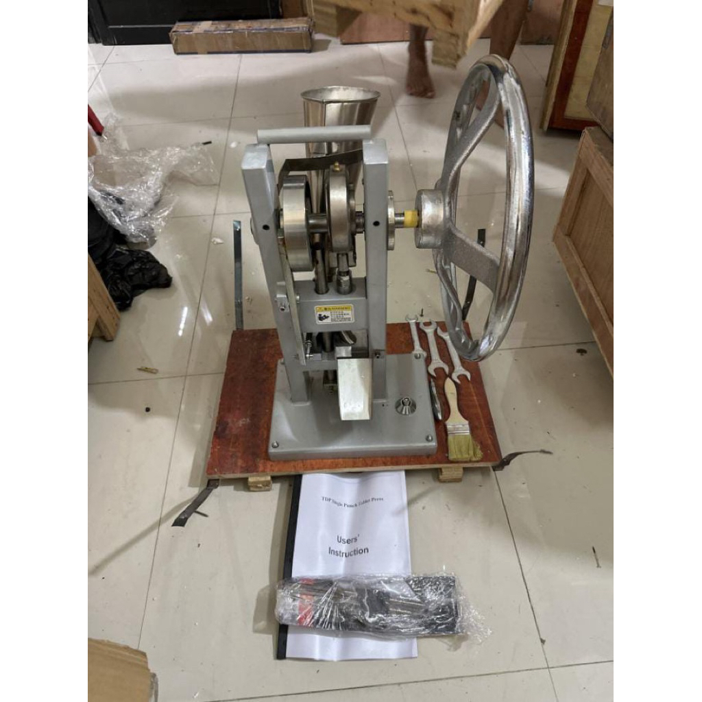 Mesin Alat Pencetak Tablet Obat Farmasi / Candy TDP-1S