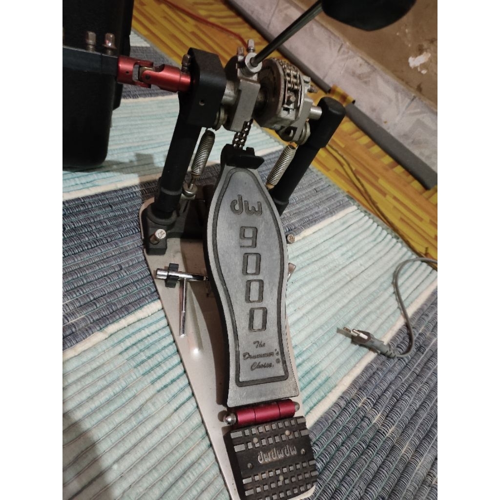 Double Pedal DW-9000 . dapat hard case