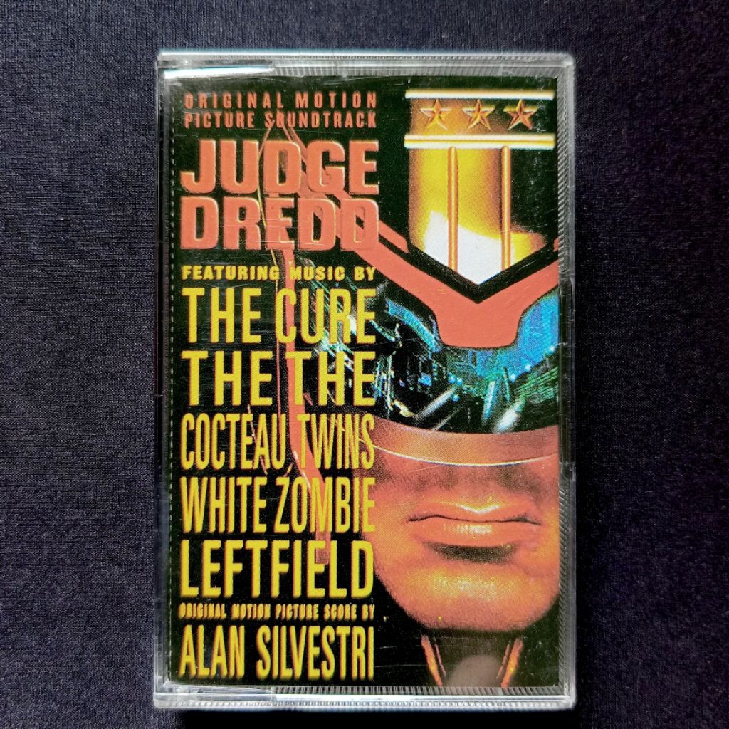 Kaset V/A (The Cure, Cocteau Twins, etc) - OST Judge Dredd