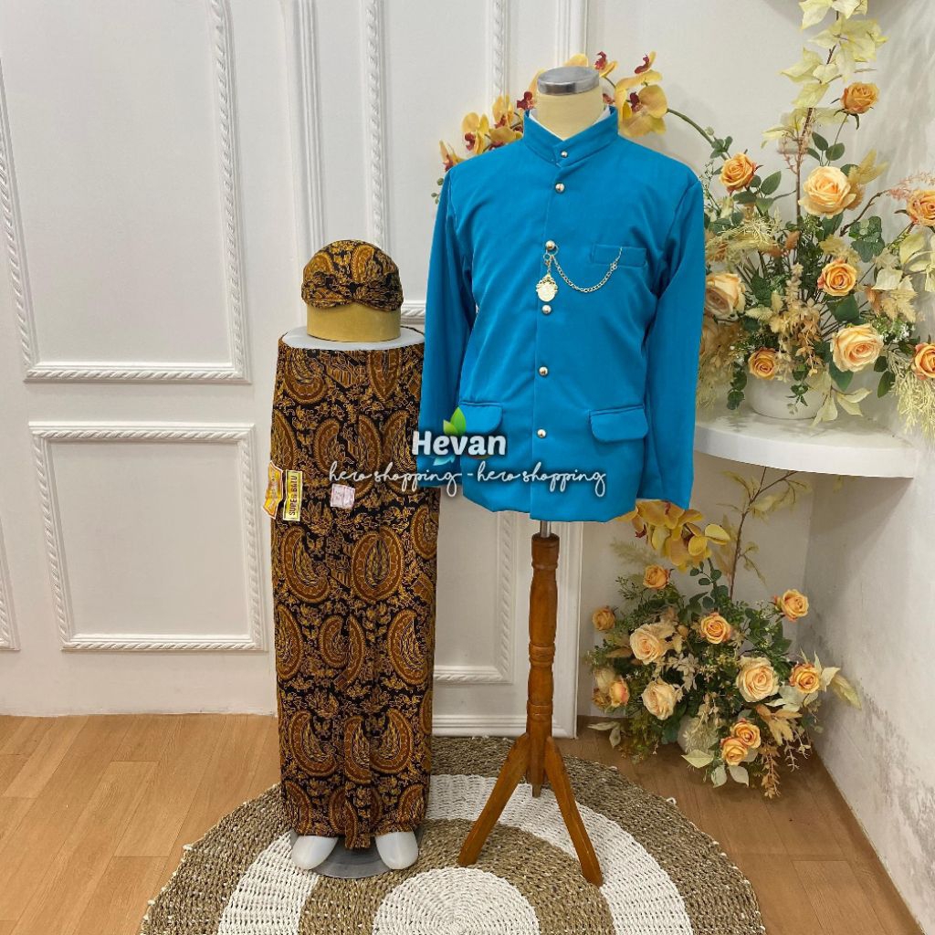 [1 Set] Setelan Pria Adat Jawa Sunda | Beskap + Jarik Instan + Blangkon Sunda + Benggol - Motif Seme