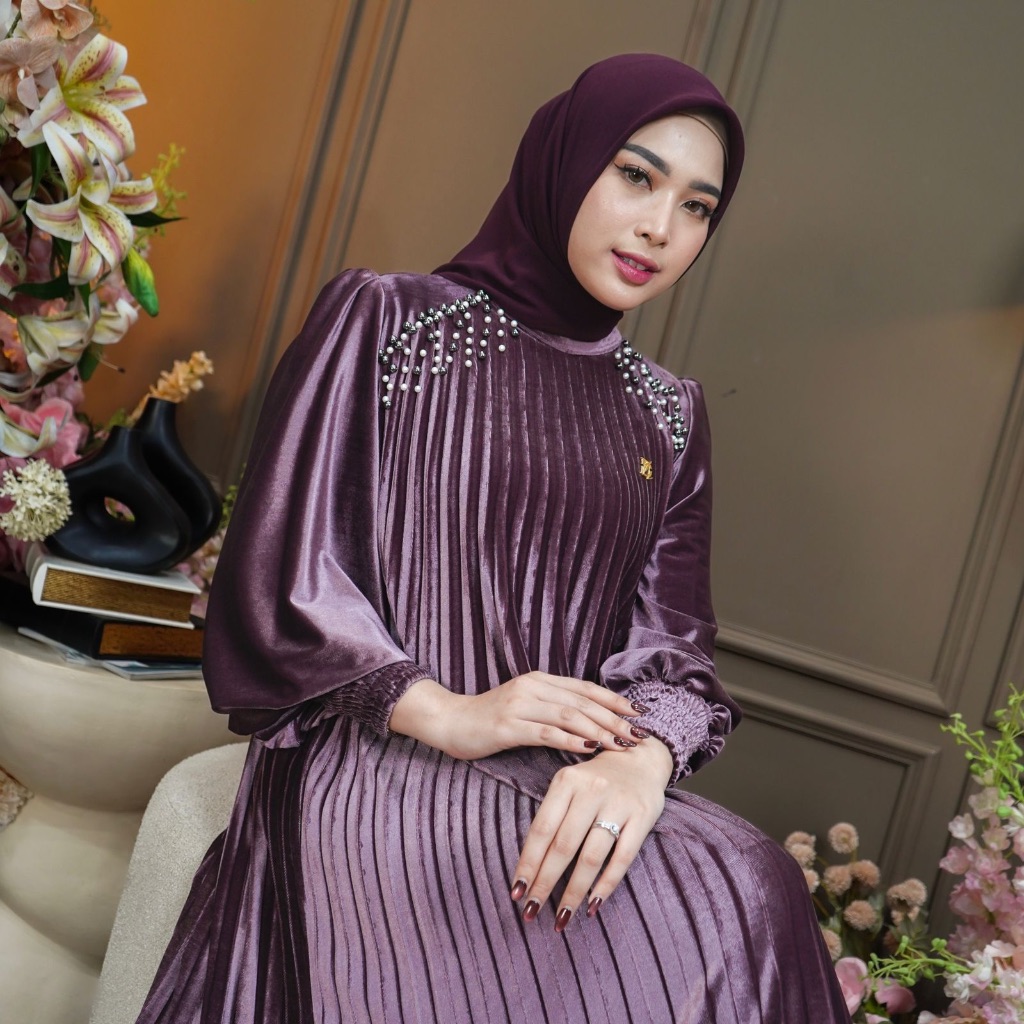 Dumma.id - Pakaian Wanita Devia Luxury Dress Plisket Lady Velver Bludru Aksen Mutiara Gamis Mewah