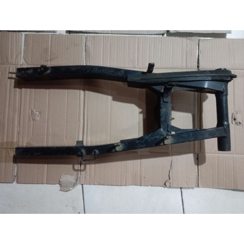 mounting swing arm CB150R old K15 original copotan