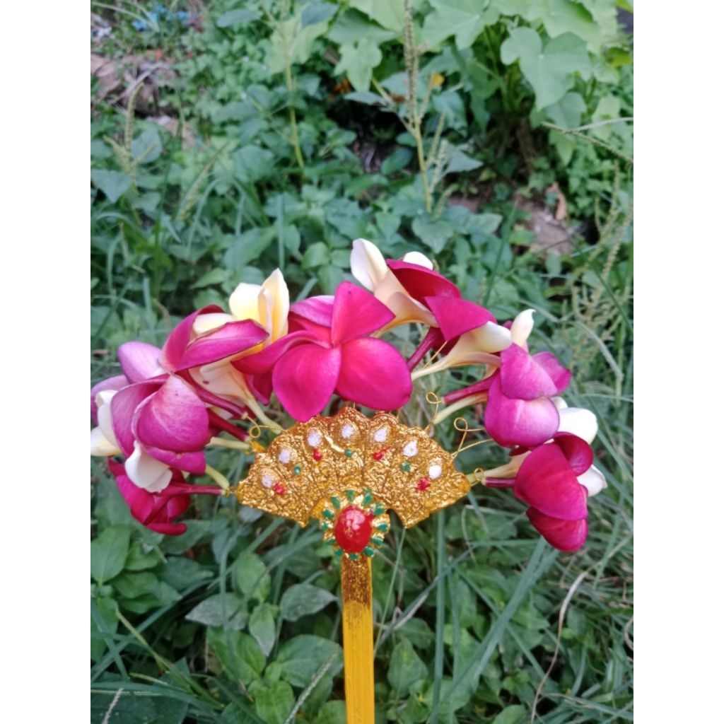 bancangan daksina/tusuk bunga