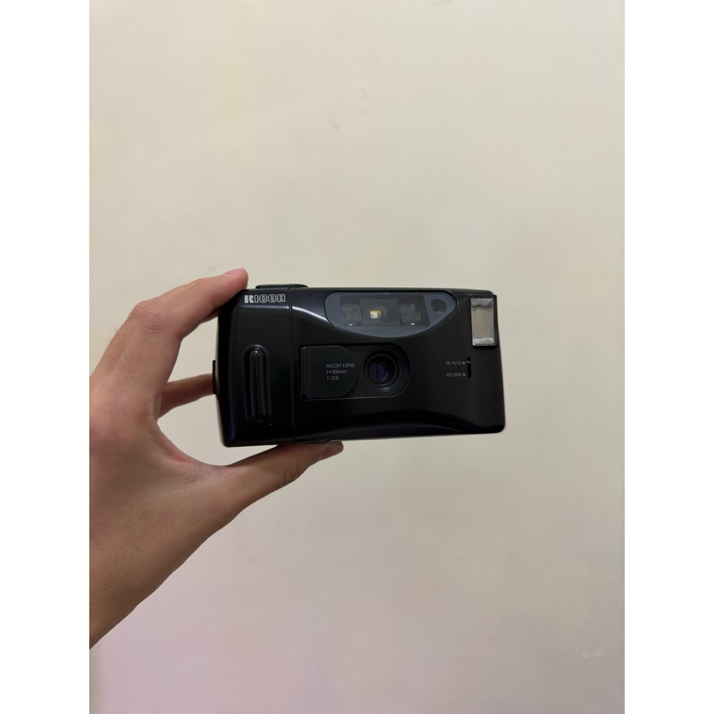 Ricoh kamera analog