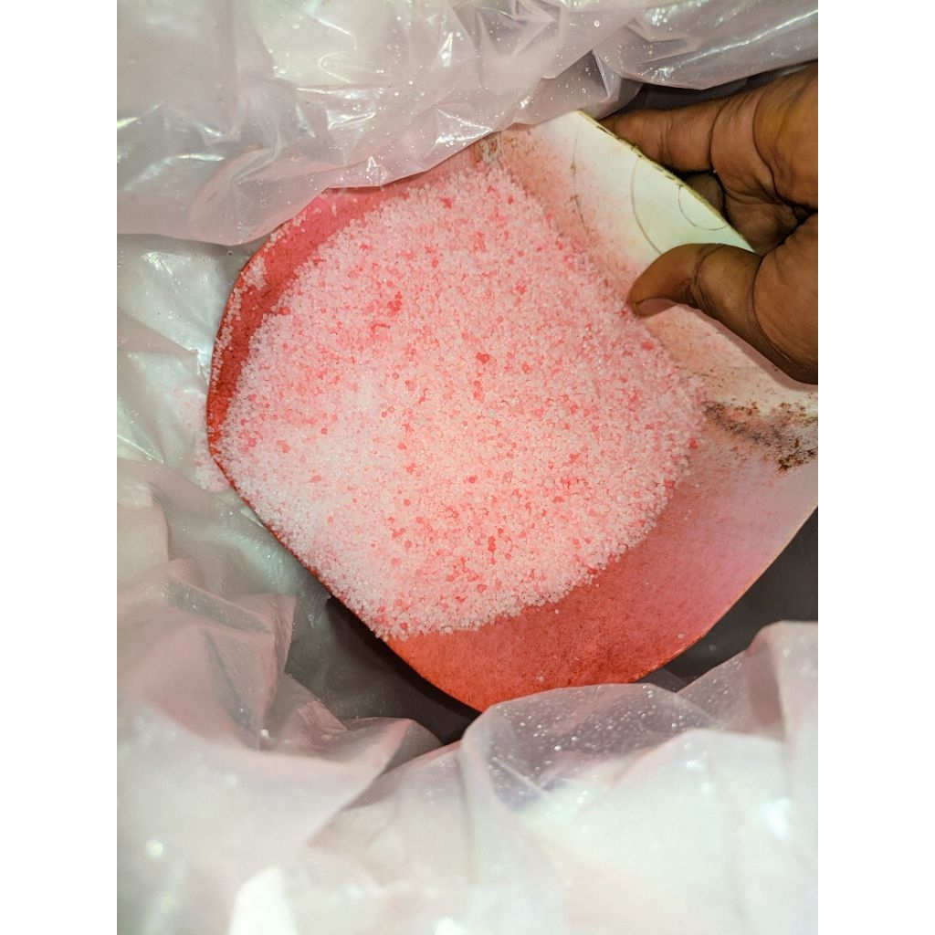 PUPUK UREA 46% KANDUNGAN NITROGEN REPACK 500GRAM