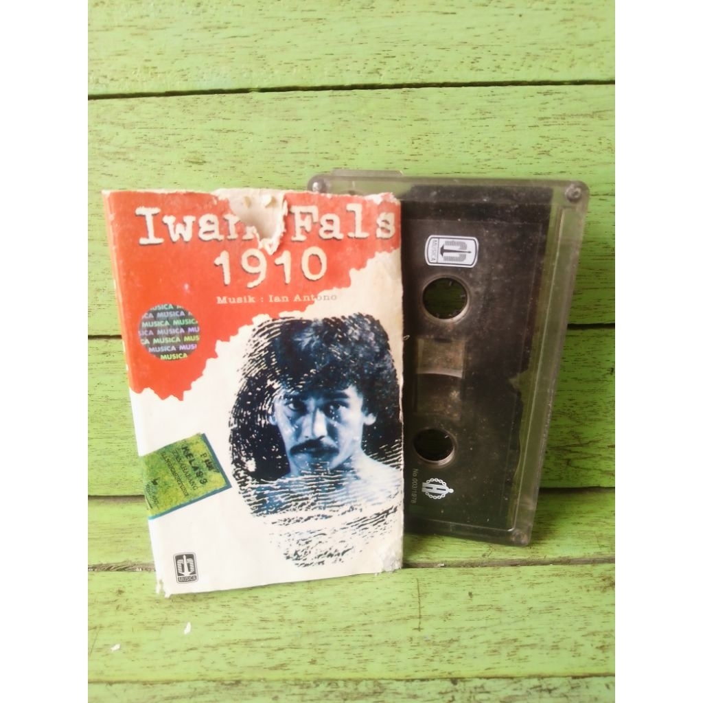 kaset Iwan Fals - 1910