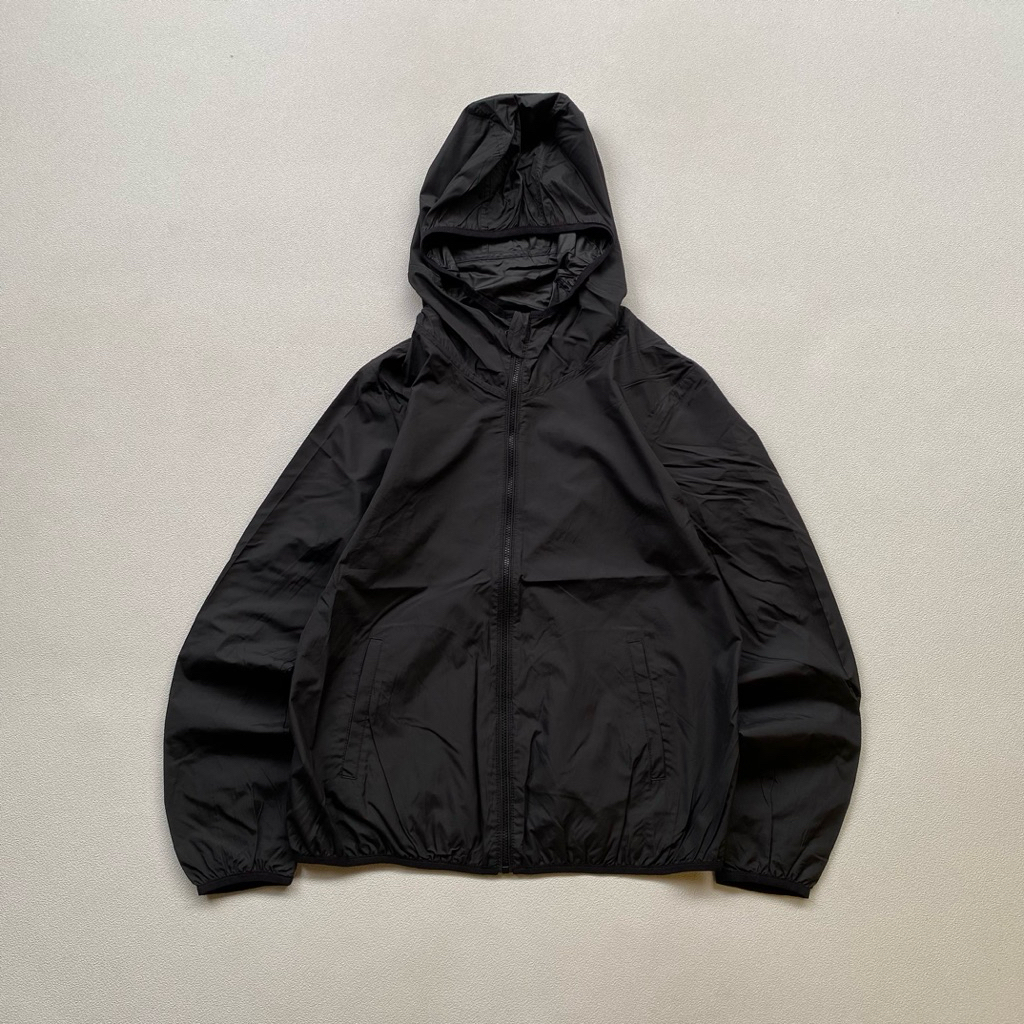 jaket lightweight Uniqlo Pocketable