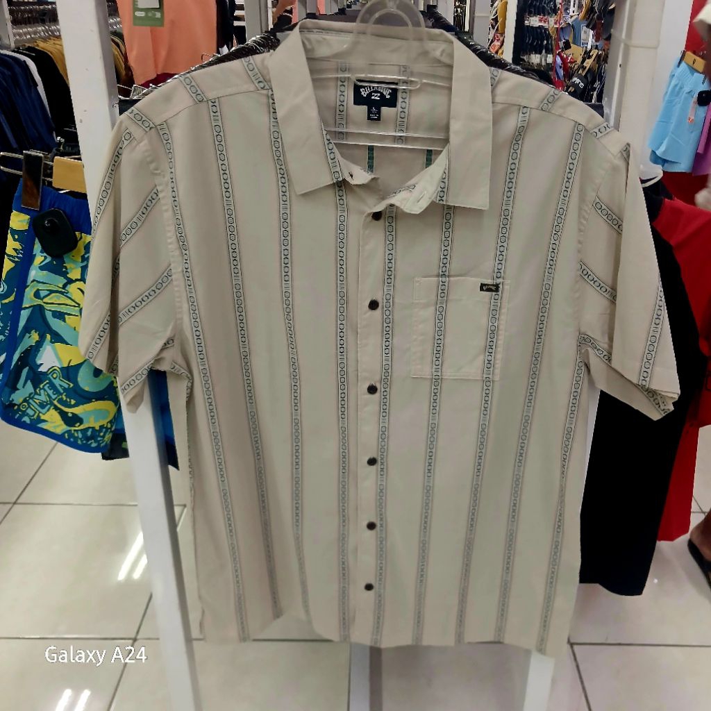 Kemeja Billabong Sunday Chino
