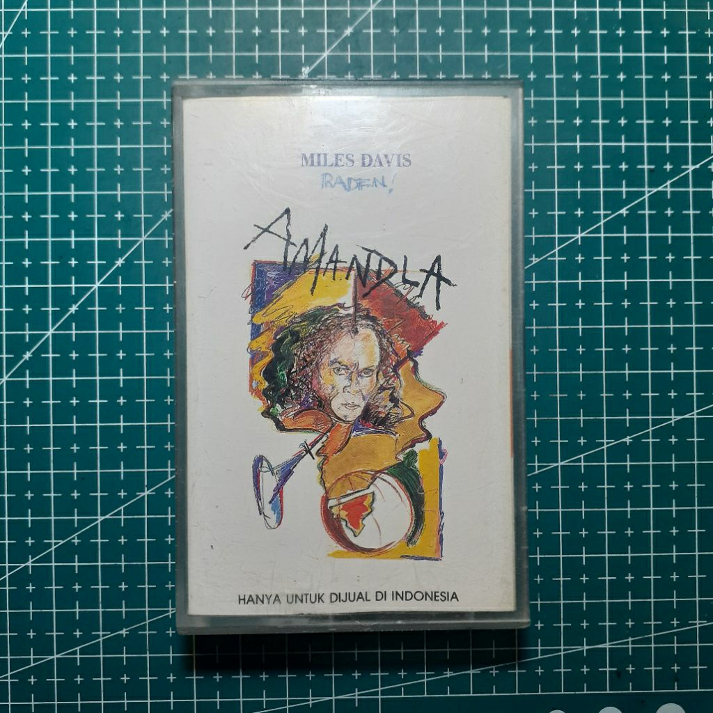 Kaset Jazz Miles Davis - Amandla