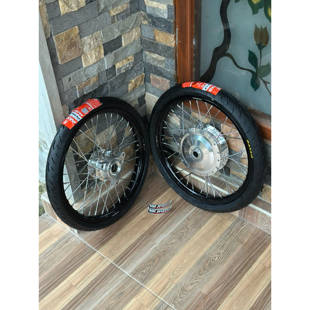 VELG  RING 17, 160-140 + BAN MAXXIS CACING, NMAX, AEROX, PCX 150, PCX 160, VARIO 160, BEAT, SCOOPY