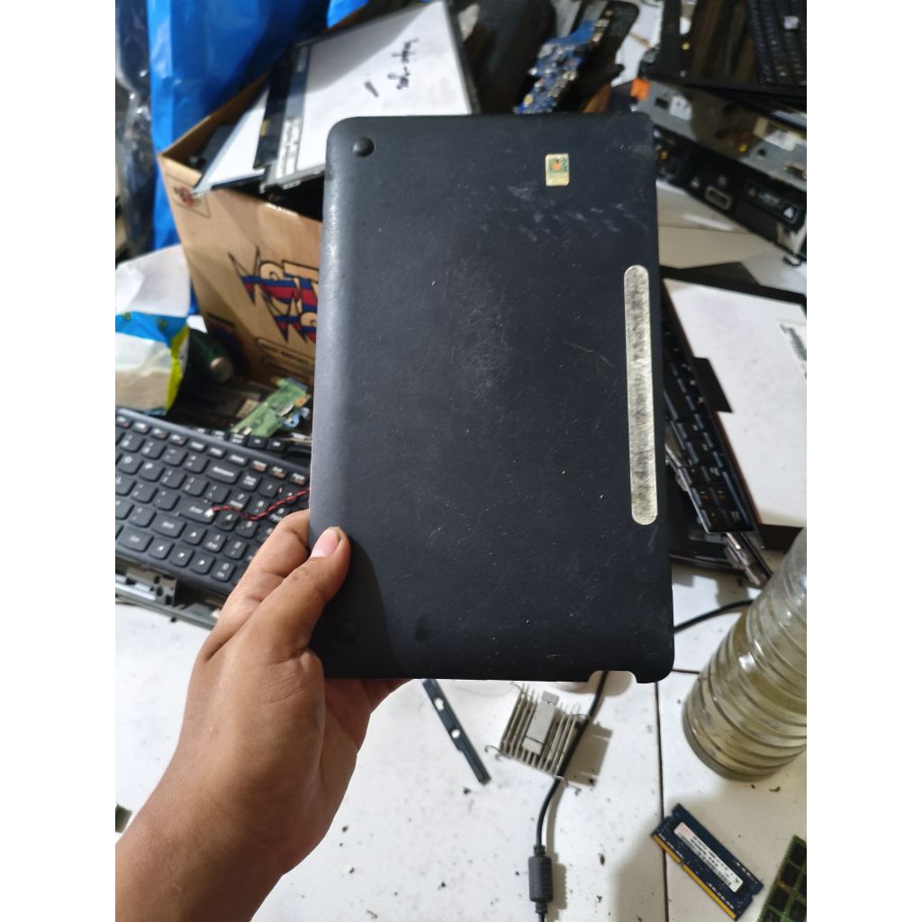tutup belakang HP Mini 110-3554TU ori