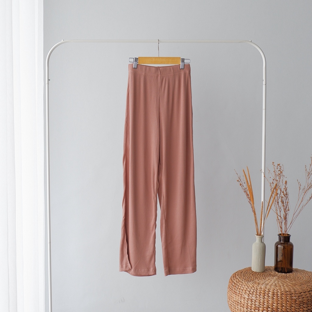 Isla Sara Long Pants With Slit Velvet - Celana Panjang Wanita Rib Knit Premium - Celana Panjang Wani