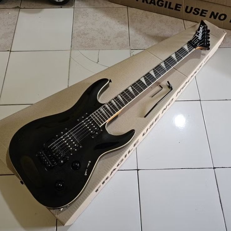 Gitar jackson dinky black new