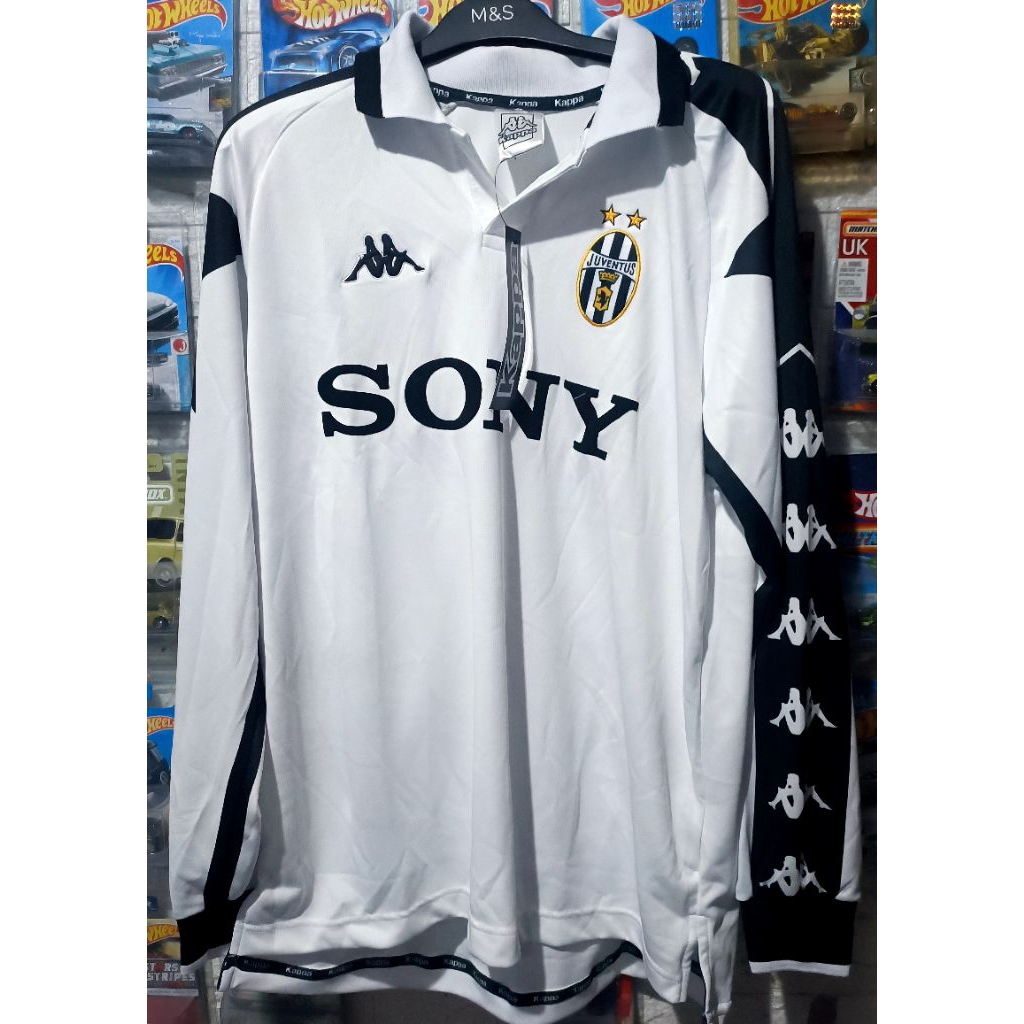 Jersey bundling Non Original thirh ac milan dan Third Juventus 1999 / 2000  Long Sleeve size XL