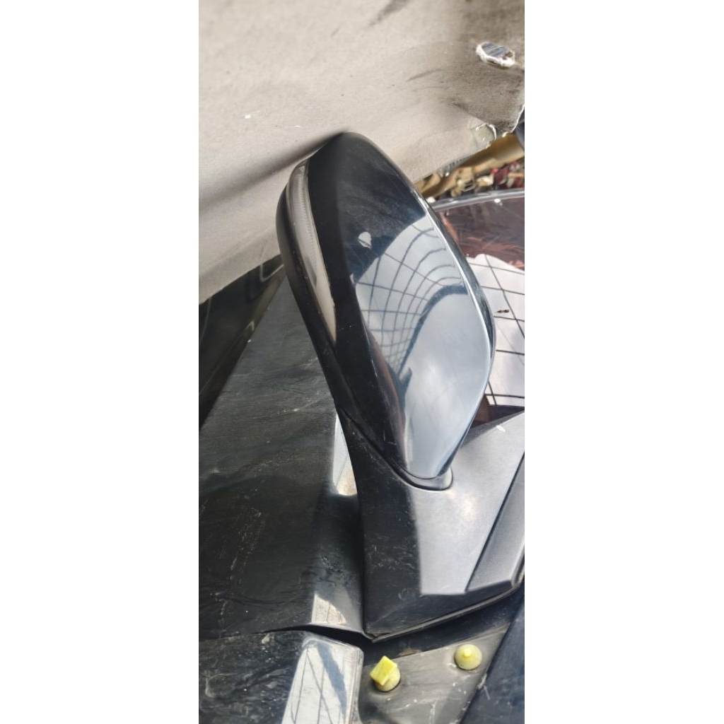 spion kanan Hyundai grand avega