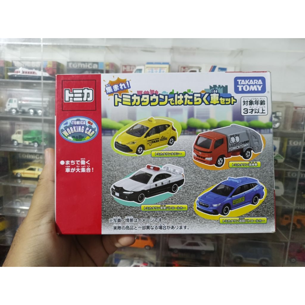 Dus Kosong Tomica Seri Giftset