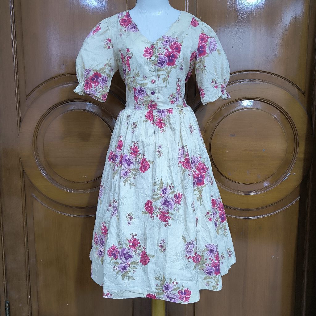 dress floral katun laura ashley