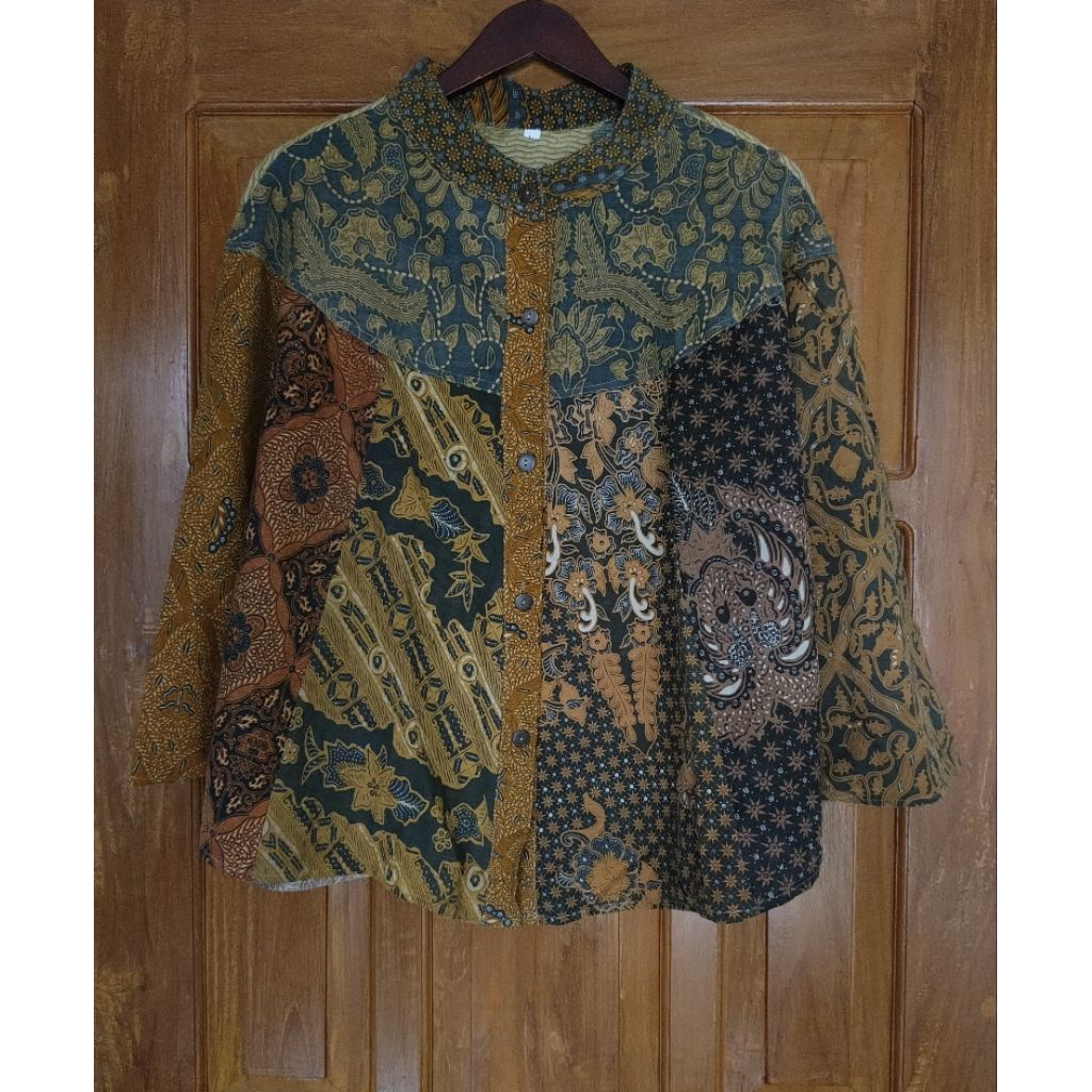 Blouse batik lawasan batik lawas UTARI khas jogja