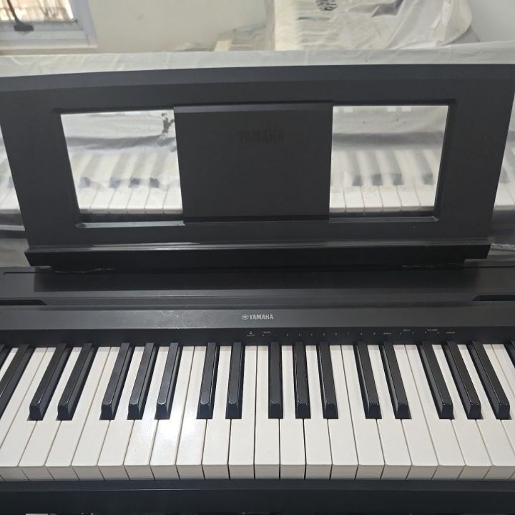 YAMAHA P35 DIGITAL PIANO 88 KEYS Second Good Condition