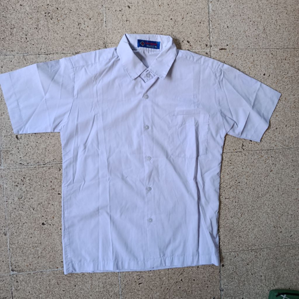 PL baju sekolah putih merk seragam / strike 47