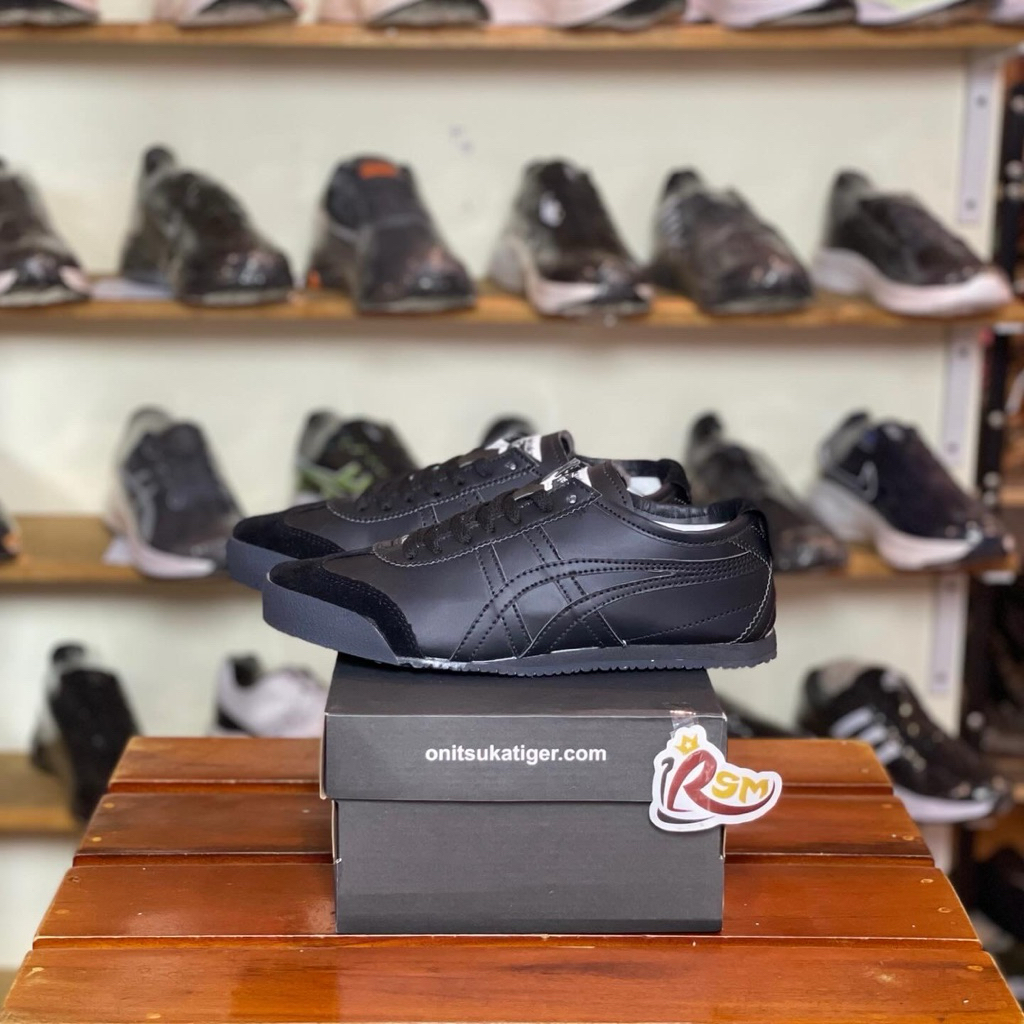 Onit suka Full Black