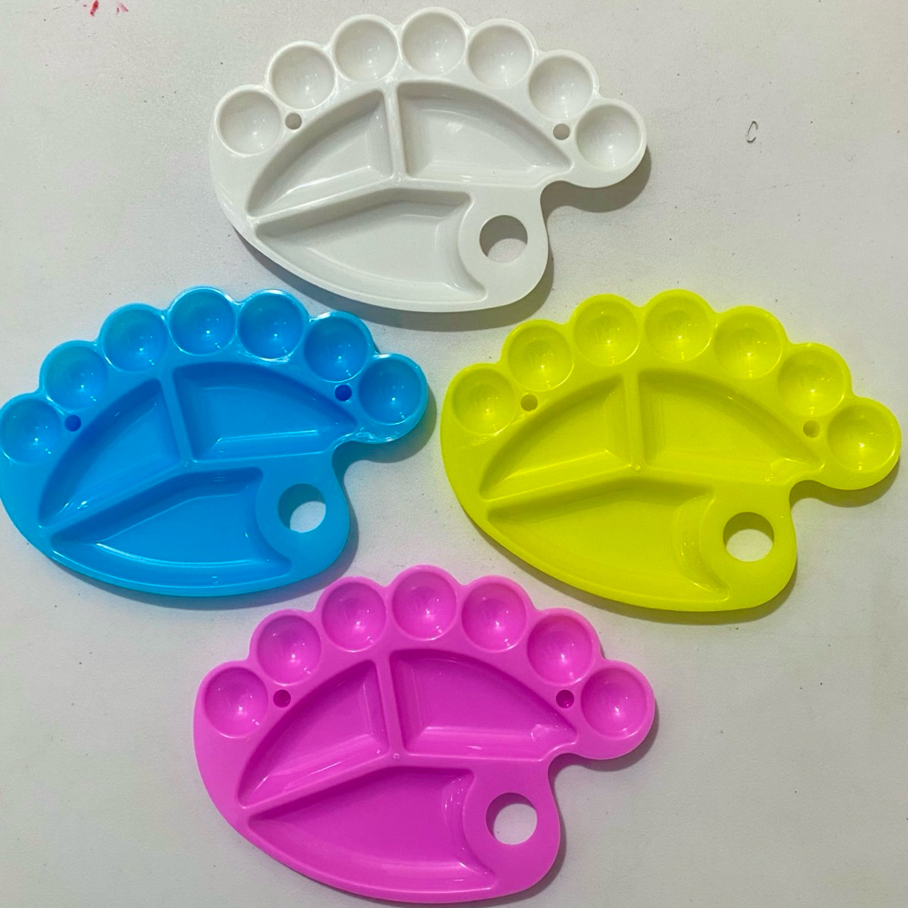 Palet Lukis Model Oval/Bunga