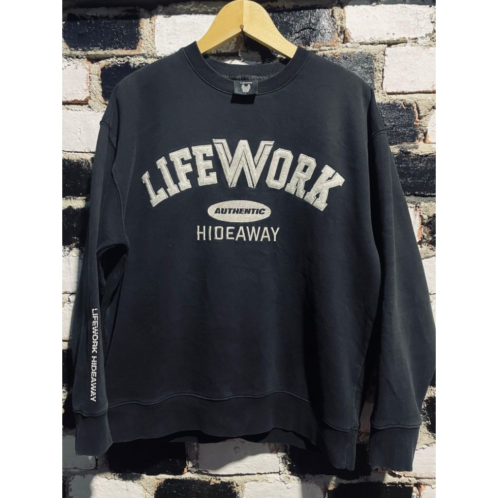 crewneck lifework bordir