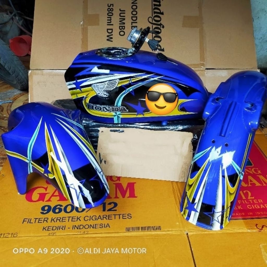 Tangki cb body set cb tutup ninja motif bintang Airbrush Anti karat Kuat sudah di resinpoxi dalam ny