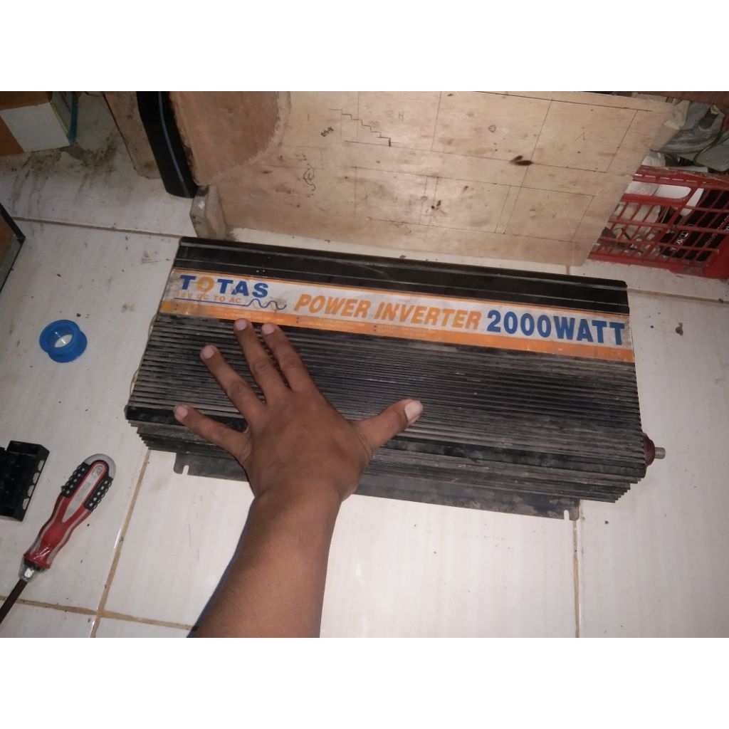 inverter totas 2000watt bekas