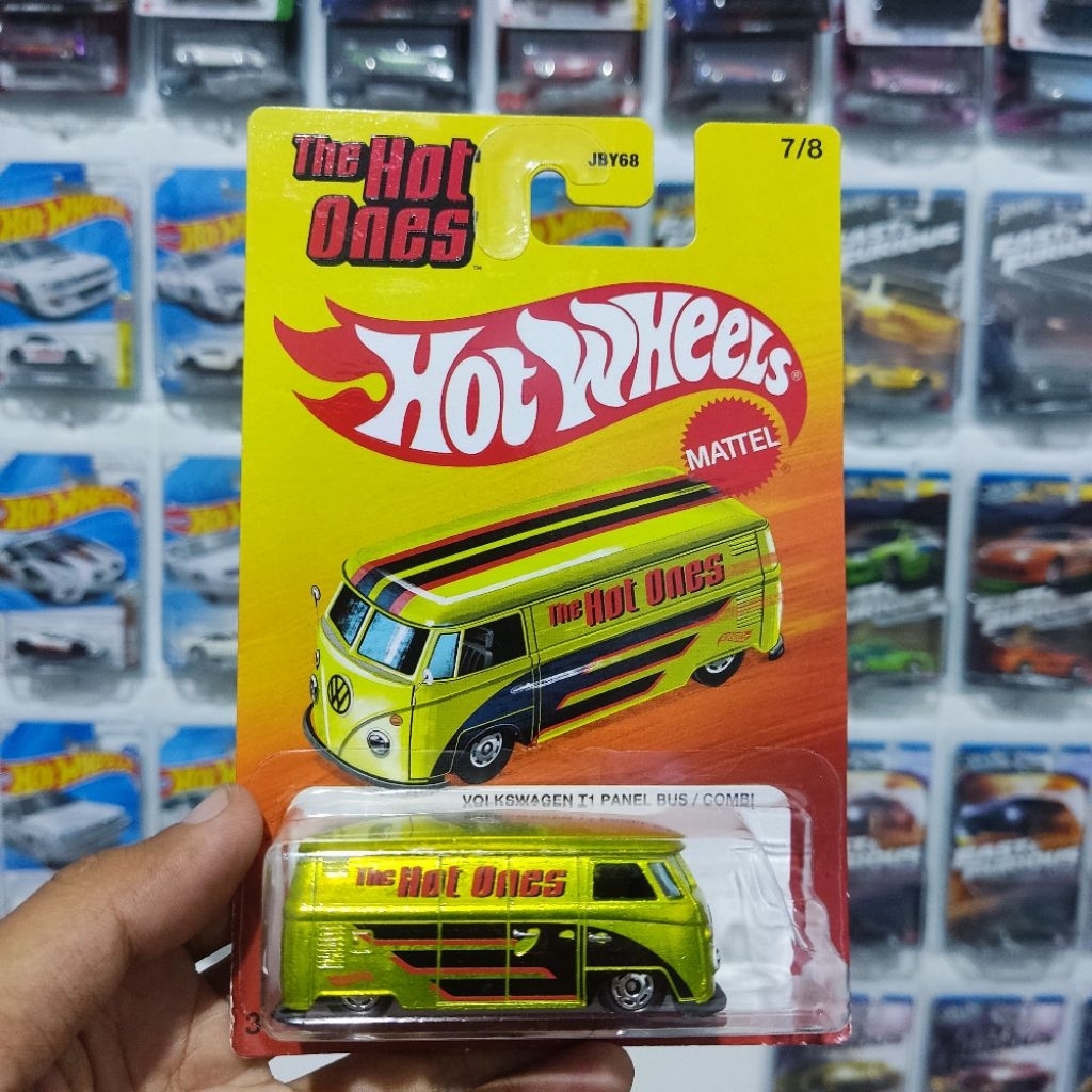 Hot Wheels The Hot Ones Volkswagen VW T1 Panel Bus Combi Hotwheels
