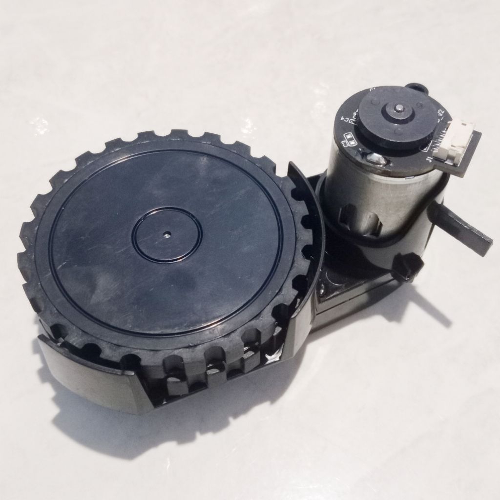 Dinamo Roda Besar Mobil Mainan Remot control