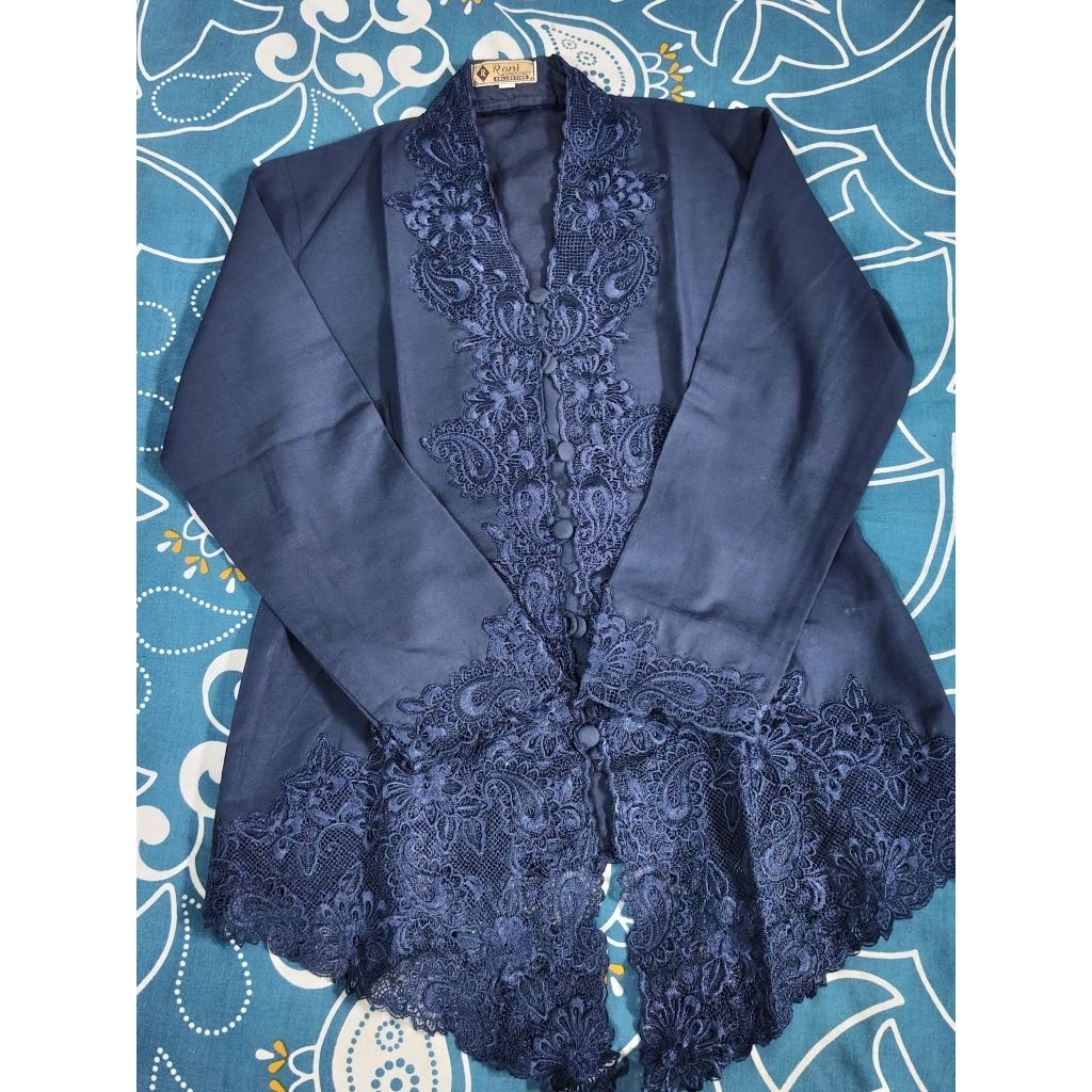 PRELOVED KEBAYA ENCIM NAVY