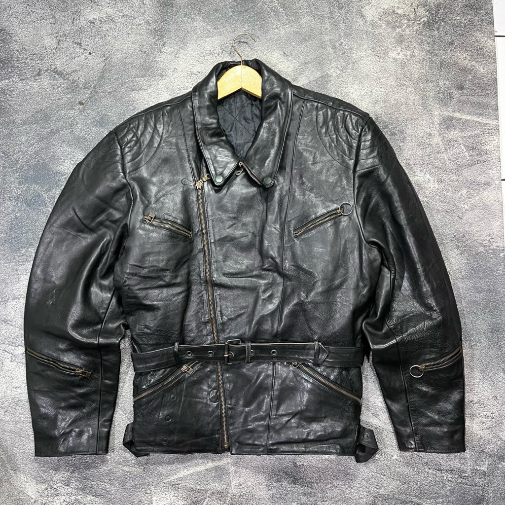 Jacket kulit asli vintage distressed berwarna hitam