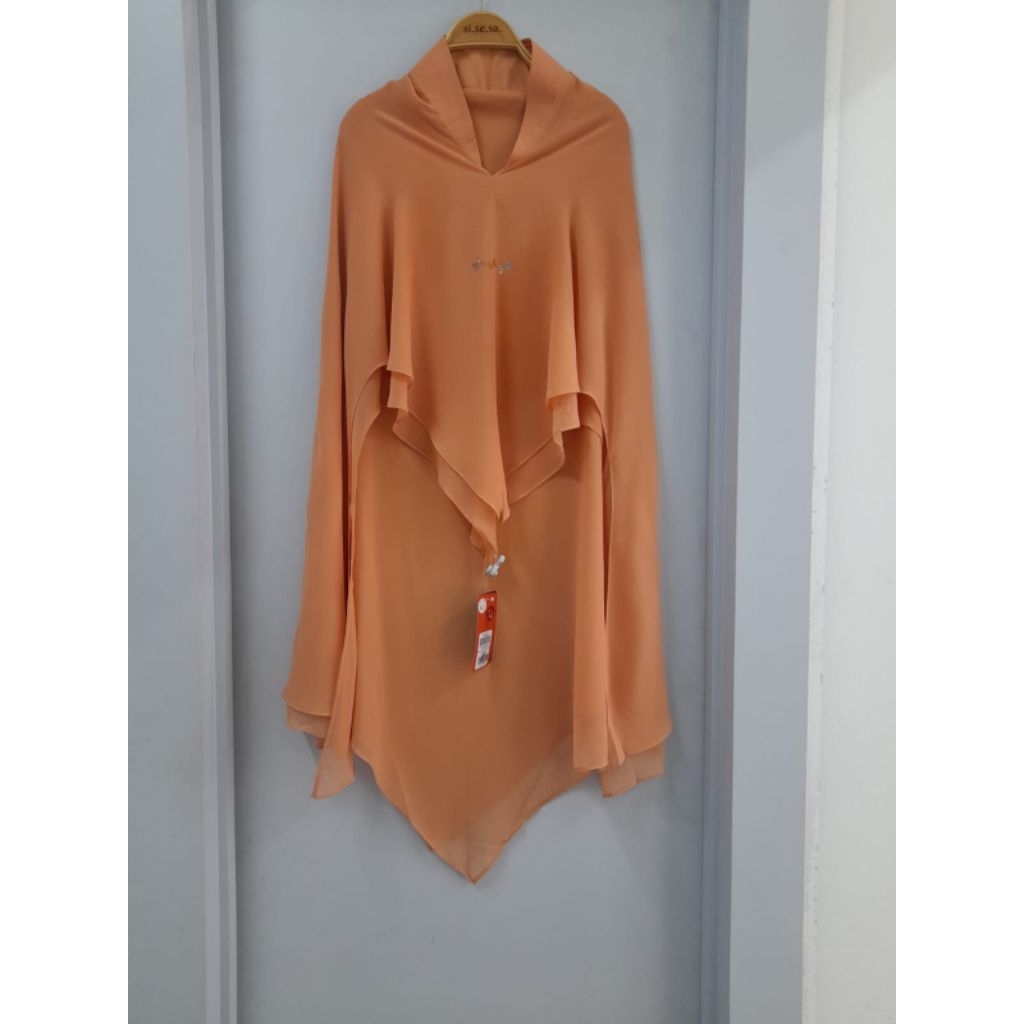 Sale NWT khimar short naomi Sisesa Tangerine