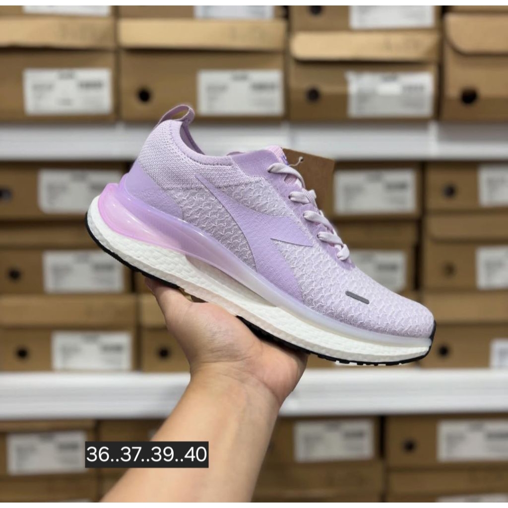 sepatu sport olahraga runing cewek diadora original