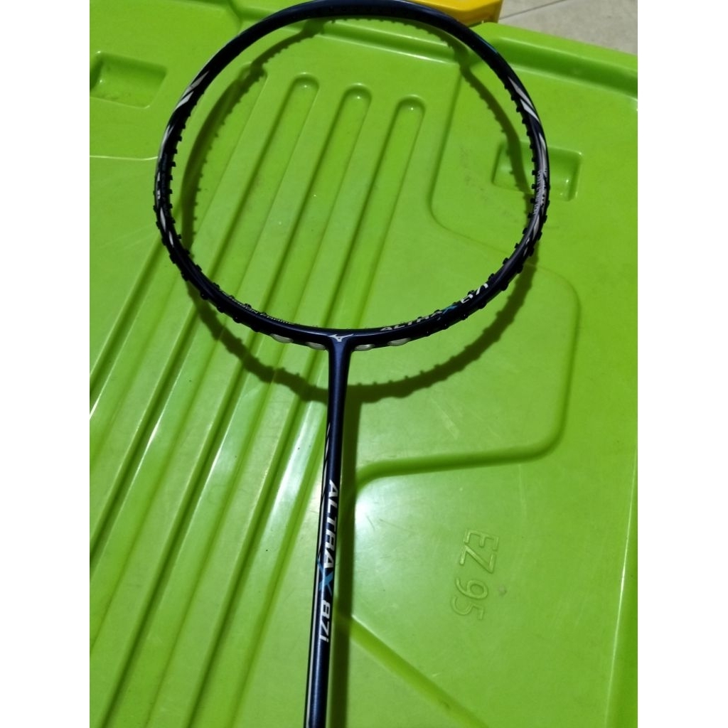 mizuno altrax 87i raket badminton bekas second 30lbs