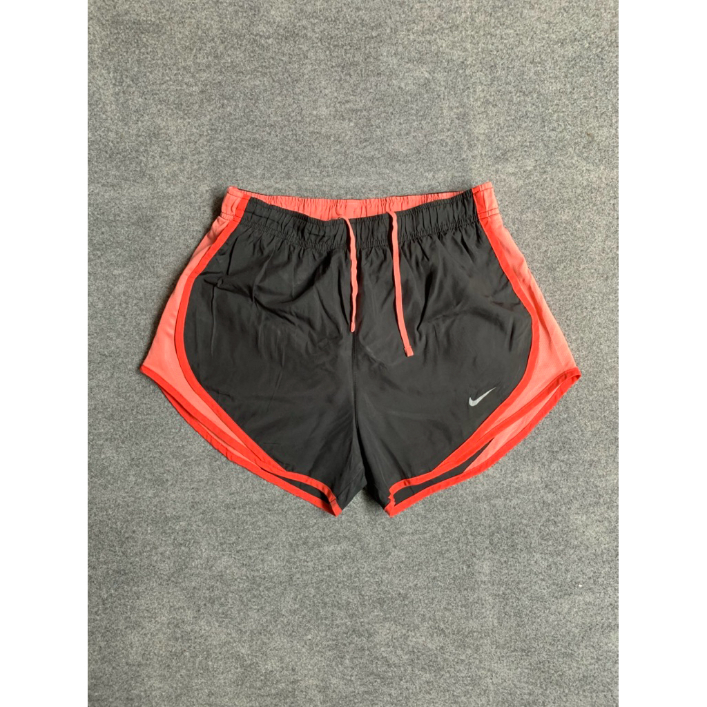 preloved / celana olahraga / running short / Nike Dri-Fit Running Short Women’s