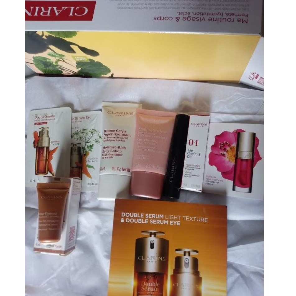 ORIGINAL CLARINS Travelsize Lip Comfort Oil 1.4ml Lip Oil With Sweetbriar Rose Oil Lip Oil Clarins 0