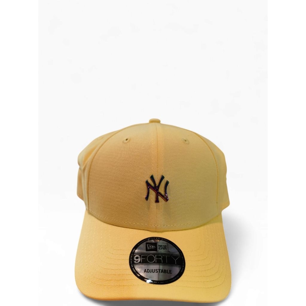 TOPI NEW ERA CAP METAL BADGE