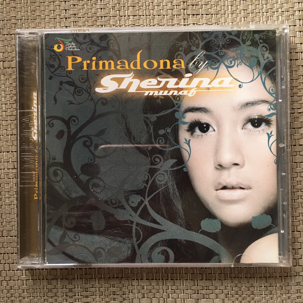 CD Sherina Munaf - Primadona