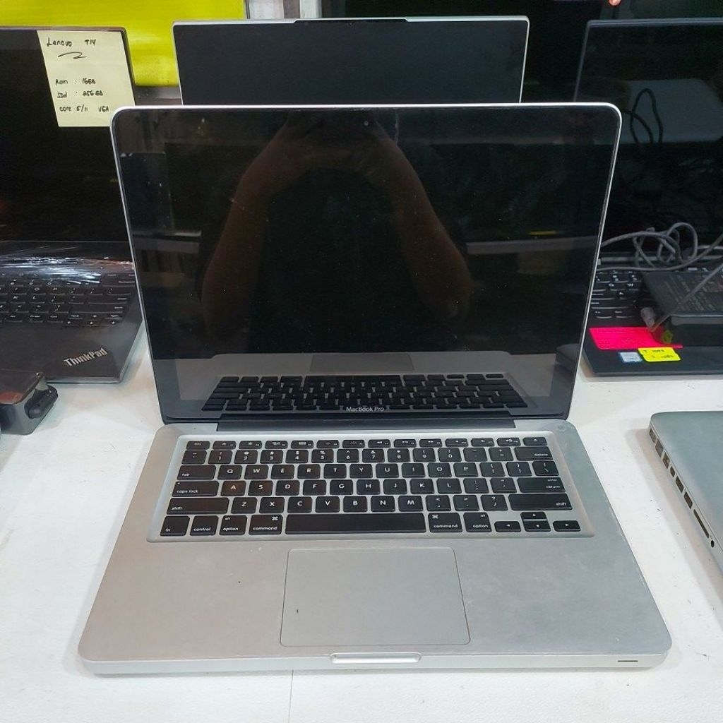 Laptop Macbook Pro A1278 Mati total LCD BAGUS tanpa ram tanpa ssd jual chasing dan mesin saja no kom