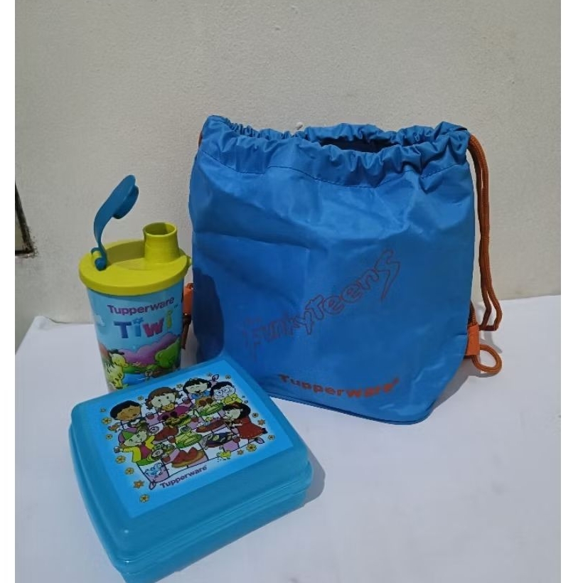 paket bekal makan anak Tupperware