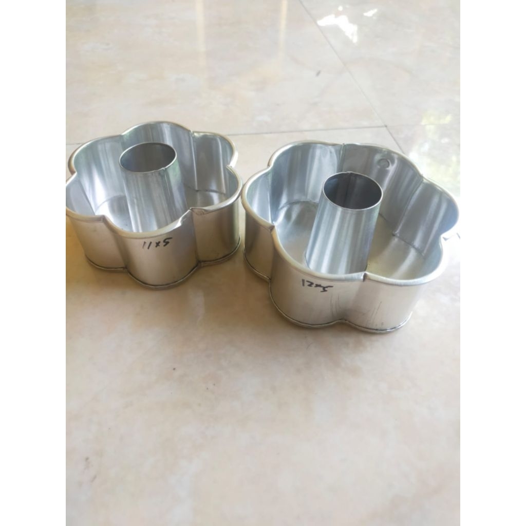 LOYANG TULBAN BIKU/SAKURA LUBANG TENGAH MINI