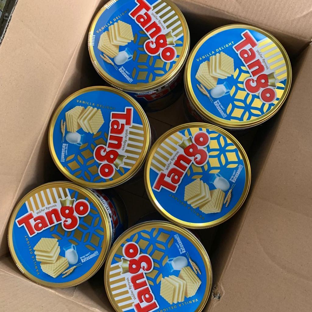 1 KARTON ISI 6PCS Tango Wafer Kaleng Vanilla
