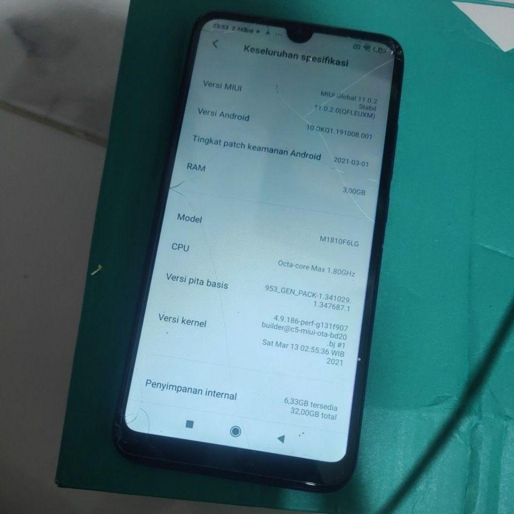xiaomi redmi 7  ram 3 / 32 second batangan hp dan casan saja