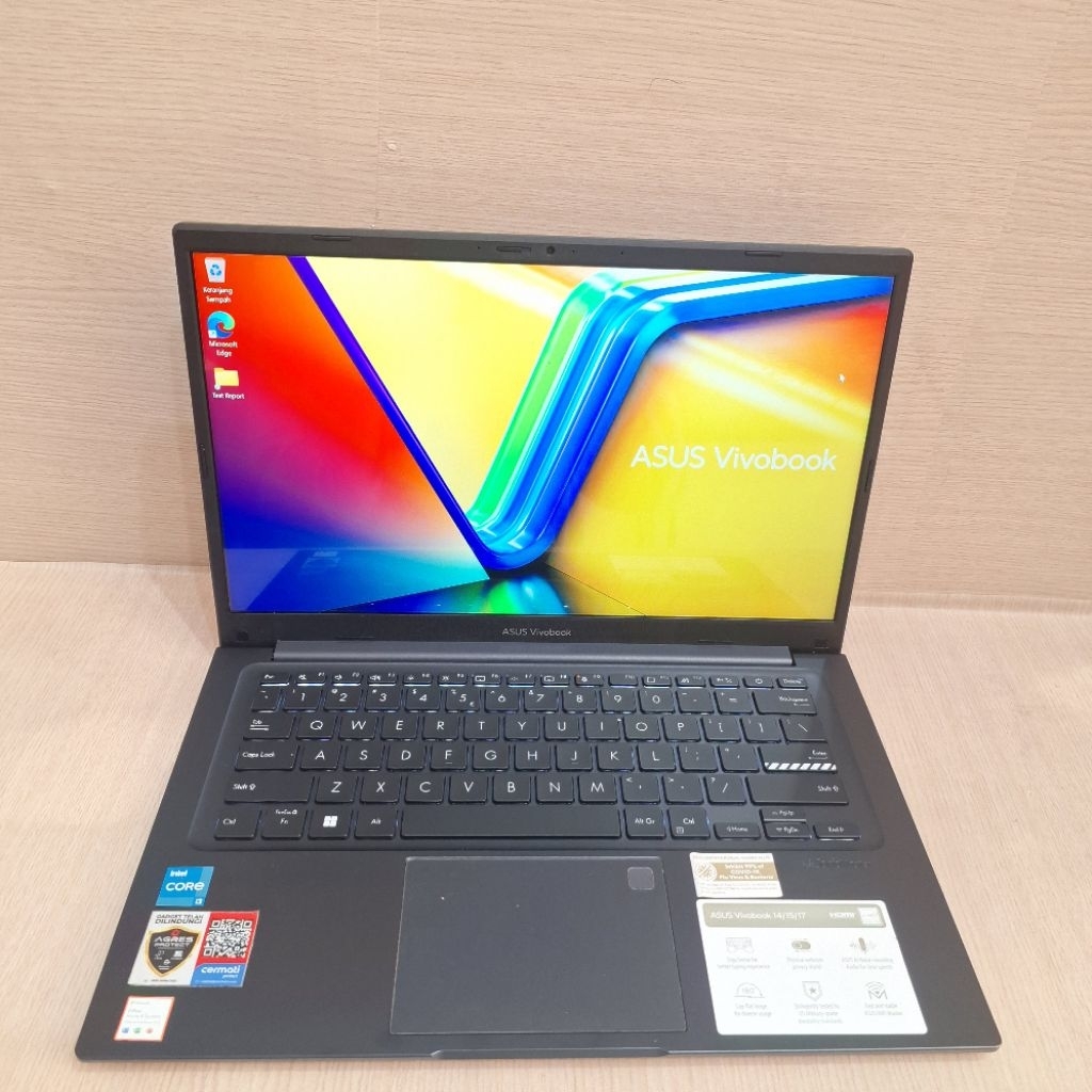711. Asus vivobook X1404ZA core i3 gen 12
