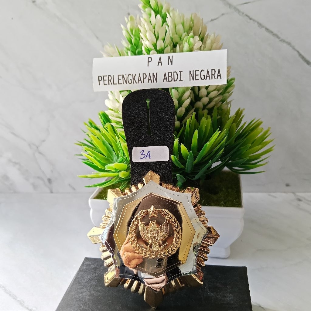 Tanda jabatan imipas Eslon 3A Mewah