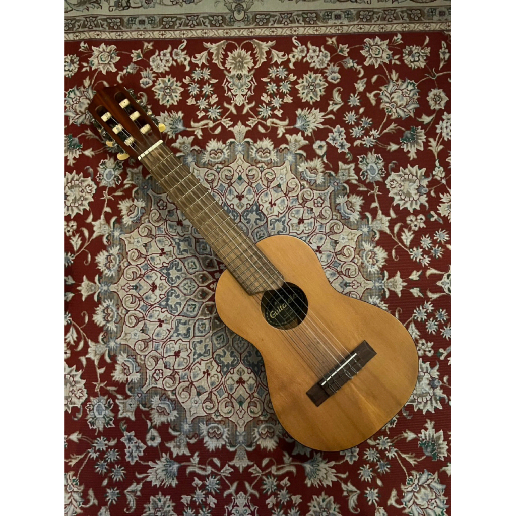 GUITALELE YAMAHA GL1