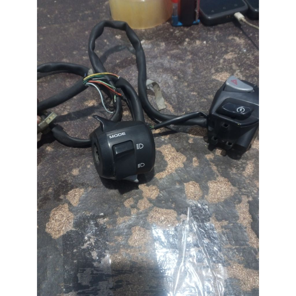 Saklar Holder Kanan - Kiri PCX