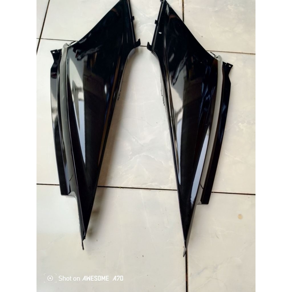 cover body belakang kiri kanan  beat karbu lama 2008-2012 Warn hitam mirip ori.kualitas terbaik